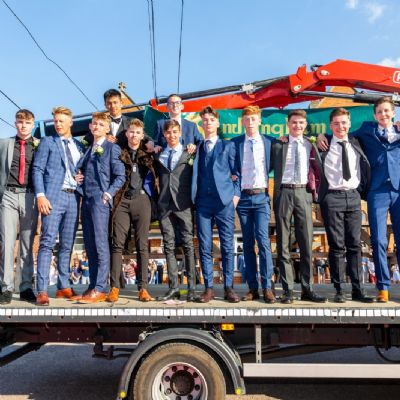 Y11 Prom 2019_37(3)